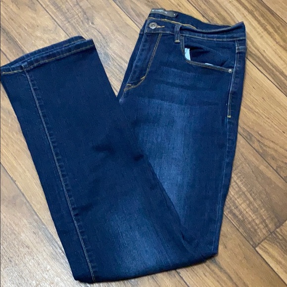 Levi's 505 Classic Boot Cut Denim - Picture 3 of 10